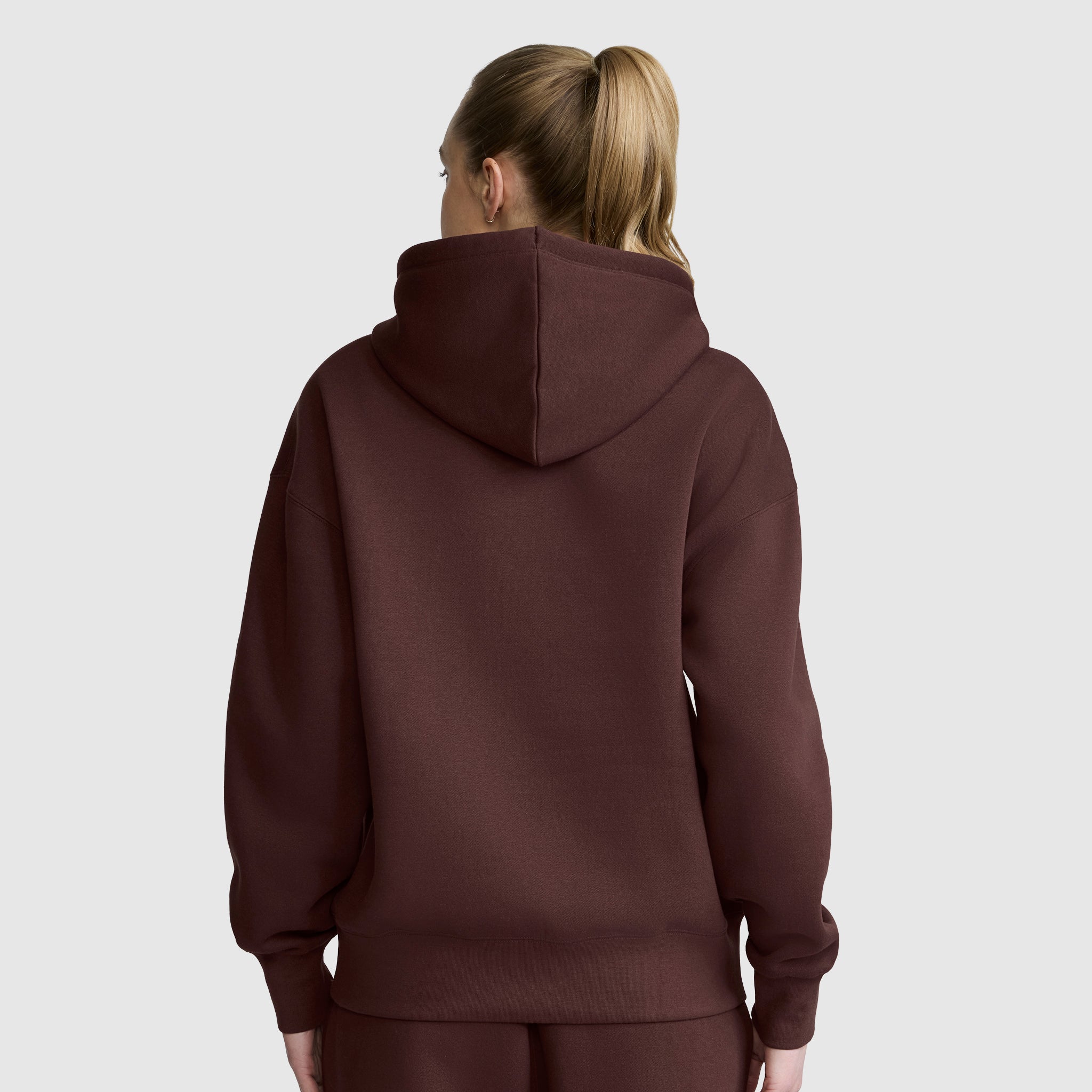 Champion Women's Powerblend Relaxed Hoodie. Script Logo - Image 3