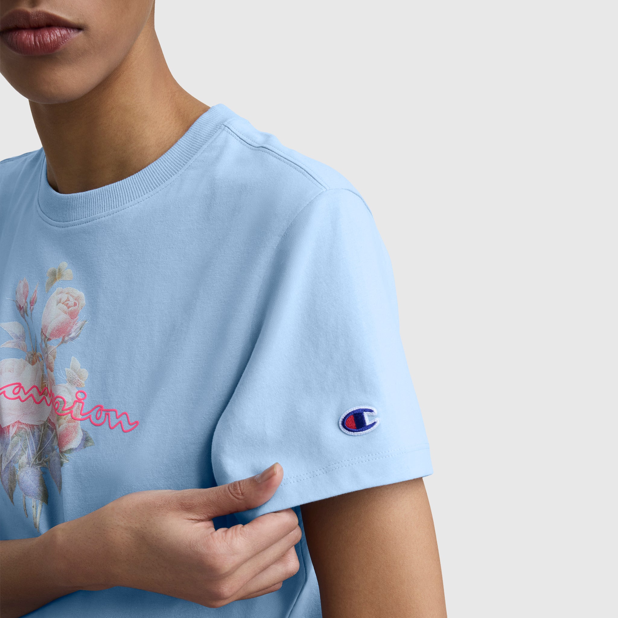 Blurred Roses Graphic T-Shirt. C Logo - Image 3